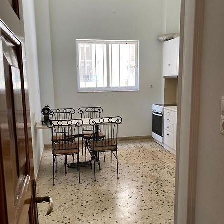 Apartamento Graffiti Ground Floor Atenas Exterior foto