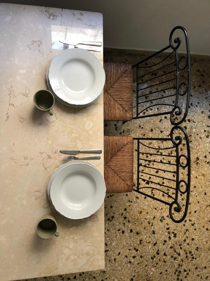 Apartamento Graffiti Ground Floor Atenas Exterior foto
